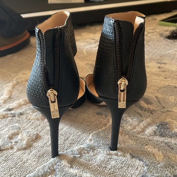 Jessica Simpson JP Liveera Faux Snakeskin Heels size: 7.5 - Picture 4 of 4